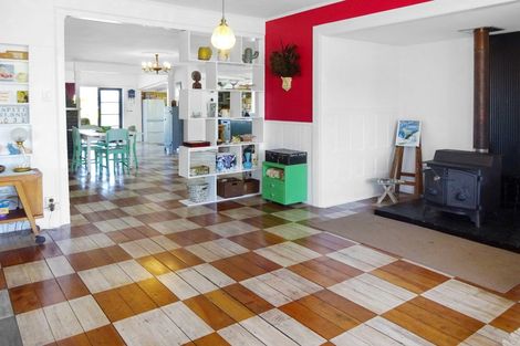 Photo of property in 36 Robinson Street, Foxton, 4814