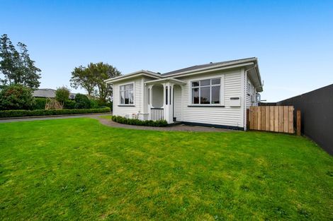 Photo of property in 196 Glover Road, Hawera, 4610