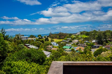 Photo of property in 6 Gannet Point, Rothesay Bay, Auckland, 0630
