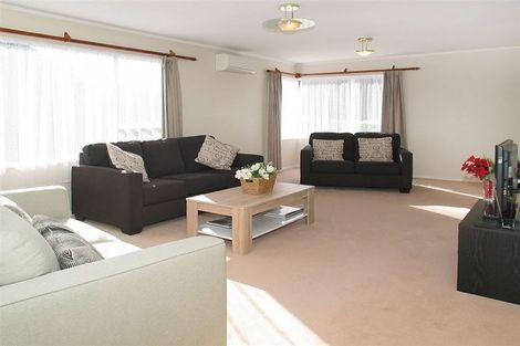 Photo of property in 4 Swinford Crescent, Johnsonville, Wellington, 6037