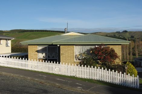 Photo of property in 21 Dale Crescent, East Gore, Gore, 9710