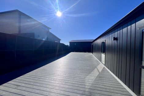 Photo of property in 43 Kikorangi Drive, Wainui, 0992