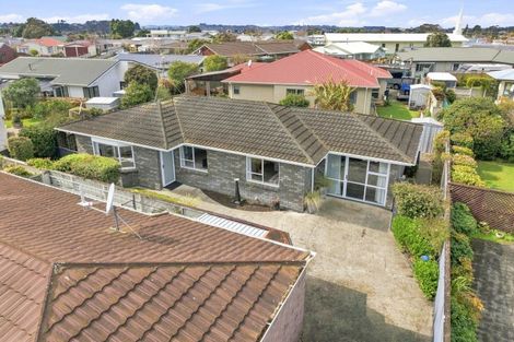 Photo of property in 6 Waharua Place, Tawhero, Whanganui, 4501