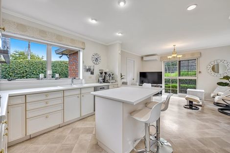 Photo of property in 32 Reflection Drive, West Harbour, Auckland, 0618