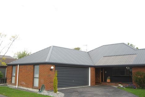 Photo of property in 60 Regency Crescent, Redwood, Christchurch, 8051