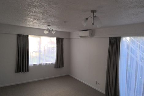 Photo of property in 53 Great South Road, Papakura, 2110