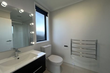 Photo of property in 87 Mclarin Road, Glenbrook, 2681