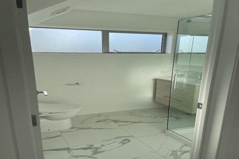 Photo of property in 5/10 Wilsher Crescent, Henderson, Auckland, 0612