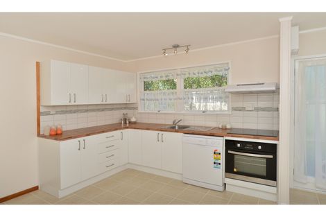 Photo of property in 12 Graham Street, One Tree Point, 0118
