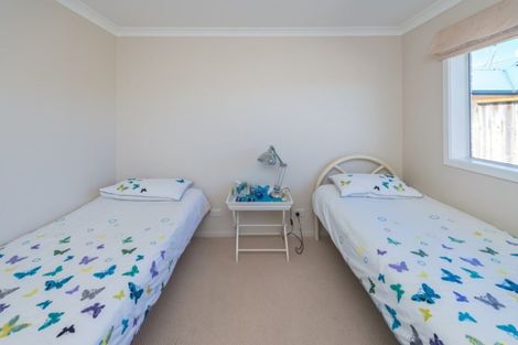 Photo of property in 12 Gilligan Close, College Estate, Whanganui, 4500