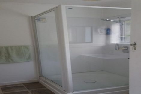 Photo of property in 51 Pembroke Road, Northland, Wellington, 6012