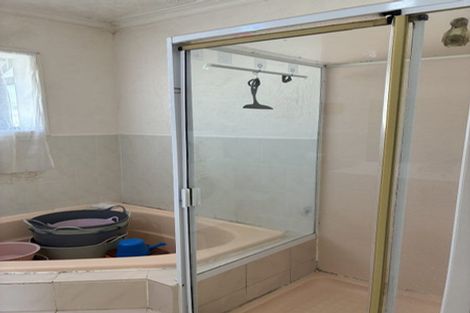 Photo of property in 49 Woodglen Road, Glen Eden, Auckland, 0602