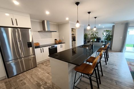 Photo of property in 13 Atherton Terrace, Churton Park, Wellington, 6037