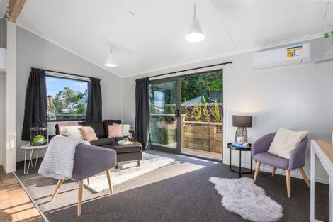 Photo of property in 48 Whanake Street, Titahi Bay, Porirua, 5022