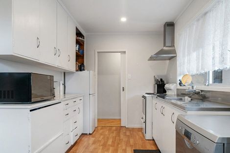 Photo of property in 1/10 Rotoiti Avenue, Pakuranga Heights, Auckland, 2010