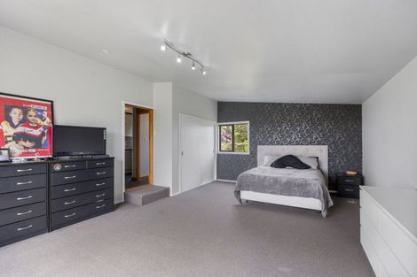 Photo of property in 20 Kiri Road, Te Kiri, Opunake, 4682