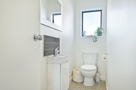 Photo of property in 2/403 Hibiscus Coast Highway, Orewa, 0931