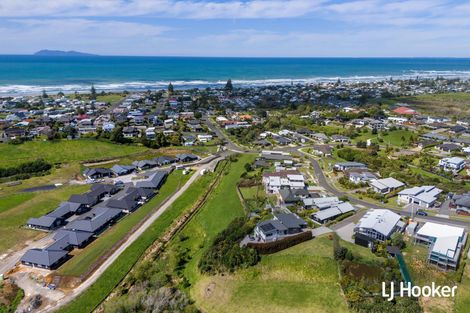 Photo of property in 20 Tohora View, Waihi Beach, 3611