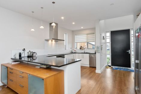 Photo of property in 19 Dow Square, Wigram, Christchurch, 8025