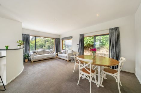 Photo of property in 8a Kiriwai Road, Paremata, Porirua, 5024