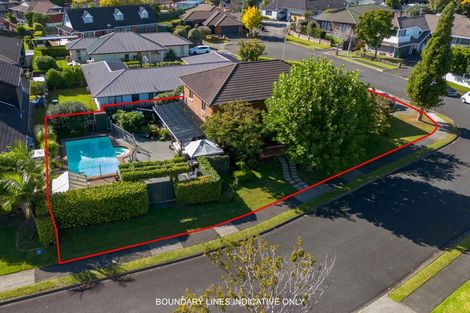 Photo of property in 16 Len Garlick Place, Pahurehure, Papakura, 2113