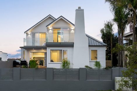 Photo of property in 26 Kowhai Road, Campbells Bay, Auckland, 0630