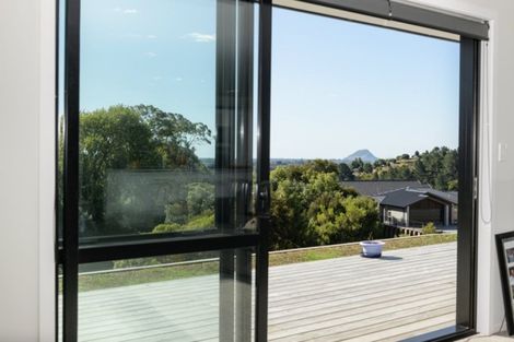 Photo of property in 40 Adler Drive, Ohauiti, Tauranga, 3112
