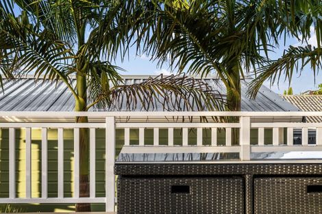 Photo of property in 26 Arlette Place, Massey, Auckland, 0614