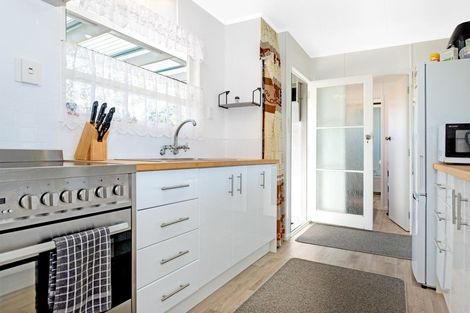 Photo of property in 42 Ida Road, Outer Kaiti, Gisborne, 4010