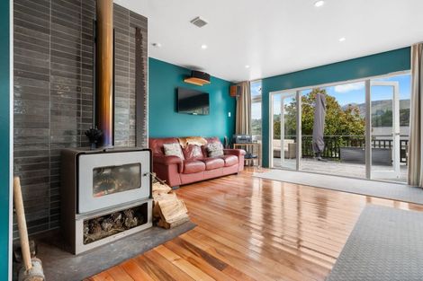 Photo of property in 11 Haywards Lane, Duvauchelle, 7581