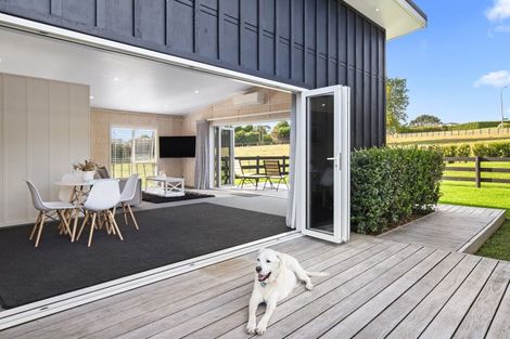 Photo of property in 114 Bombay Road, Bombay, 2675