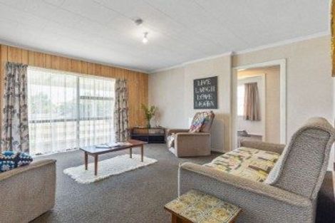 Photo of property in 1 Gladstone Street, Foxton, 4814