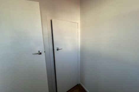 Photo of property in 14 Omori Place, Castlecliff, Whanganui, 4501