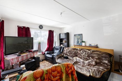 Photo of property in 81 Wallace Road, Mangere Bridge, Auckland, 2022