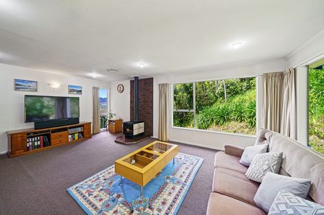 Photo of property in 18 Westhaven Drive, Tawa, Wellington, 5028