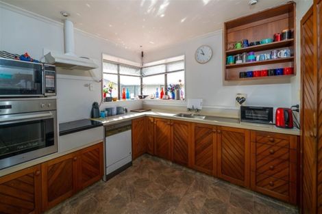 Photo of property in 26 Davidson Crescent, Hornby, Christchurch, 8042