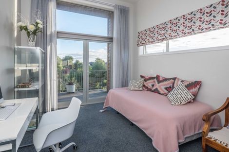 Photo of property in 2 Caterer Lane, Paraparaumu, 5032