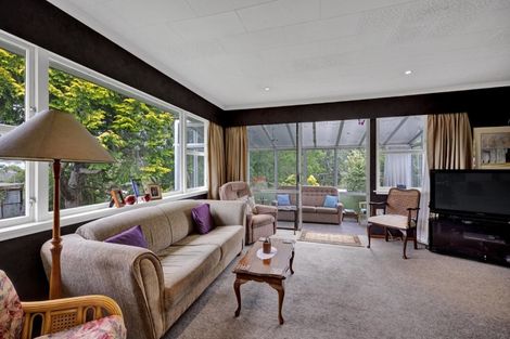 Photo of property in 2a Kendal Place, Merrilands, New Plymouth, 4312