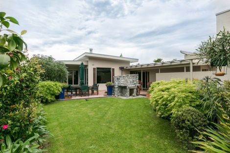Photo of property in 305 Church Road, Greenmeadows, Napier, 4112