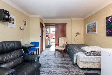 Photo of property in 3/2 Bailey Road, Mount Wellington, Auckland, 1060