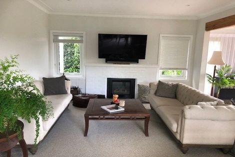 Photo of property in 44 Parkhill Road, Mellons Bay, Auckland, 2014