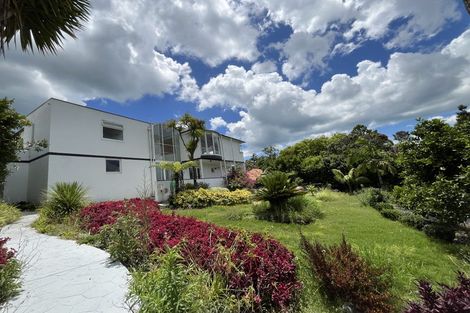 Photo of property in 27 Palmer Crescent, Mission Bay, Auckland, 1071