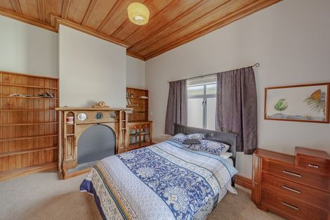 Photo of property in 51 Waverley Street, Waipawa, 4210