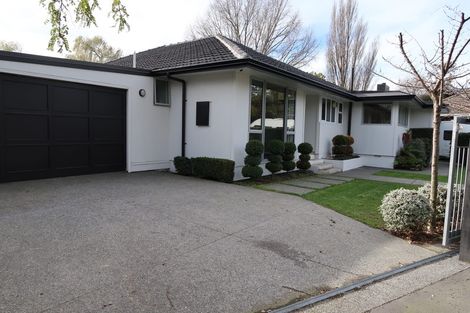 Photo of property in 53 Centaurus Road, Cashmere, Christchurch, 8022