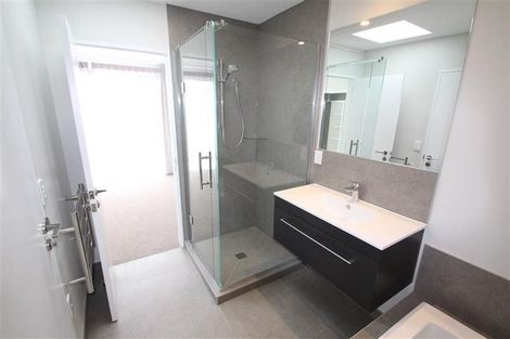 Photo of property in 35 Settlers Avenue, Hobsonville, Auckland, 0618