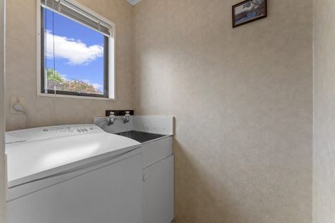 Photo of property in 11 Ferndale Place, Feilding, 4702