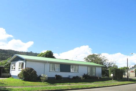 Photo of property in 59 Bonnie Glen Crescent, Ebdentown, Upper Hutt, 5018