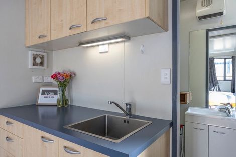 Photo of property in 6 Glasgow Street, Phillipstown, Christchurch, 8011