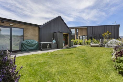 Photo of property in 12 Robrosa Street, Wanaka, 9305