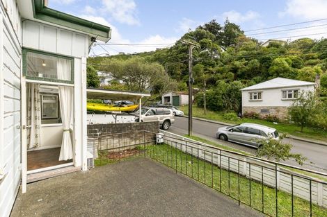 Photo of property in 37 Ribble Street, Island Bay, Wellington, 6023